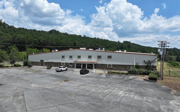 Pictures of Office, Industrial property located at 8328 Macarthur Drive, North Little Rock, AR 72118 for lease - image #1