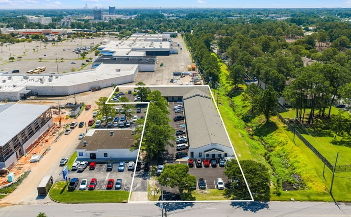Pictures of Retail, Office property located at 857 DOWNTOWNER BLVD, MOBILE, AL 36609 for lease - image #1