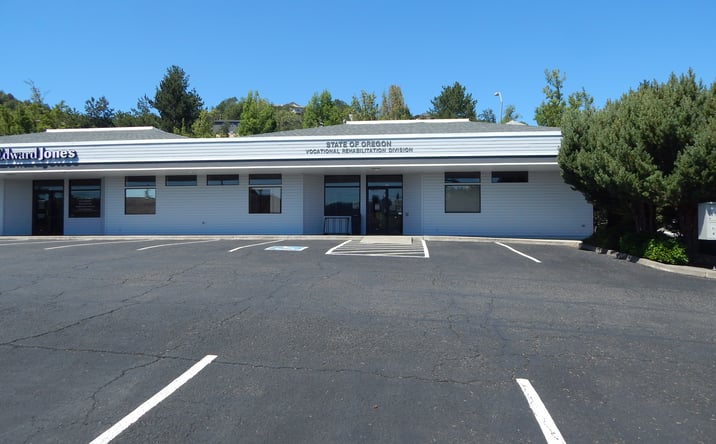 Pictures of Retail, Office property located at 2020 NW NEWCASTLE ST, ROSEBURG, OR 97471-1657 for lease - image #1