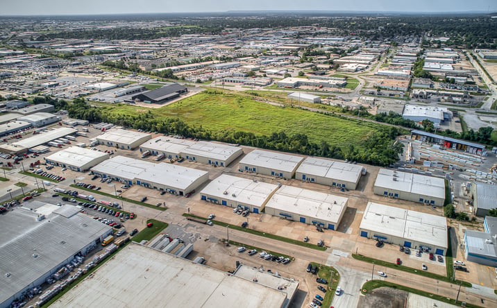 Pictures of Retail, Industrial property located at 7202 East 38th Street, Tulsa, OK 74145 for lease - image #1