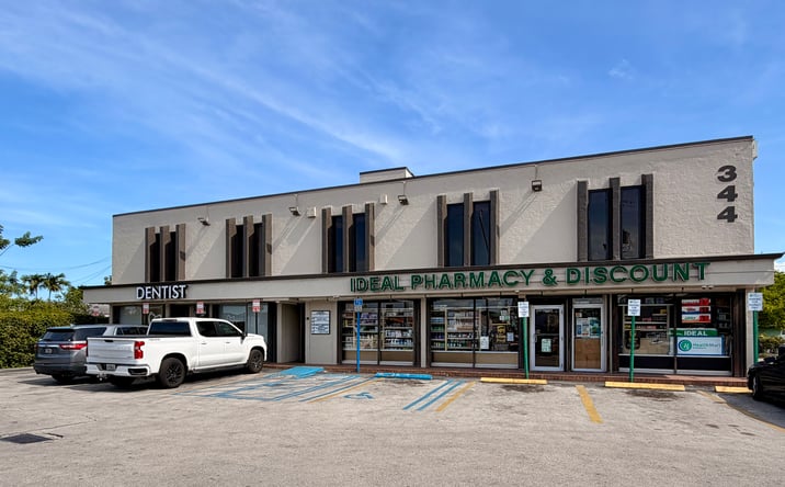 Pictures of Office property located at 344 West 65th Street, Hialeah, FL 33012 for lease - image #1