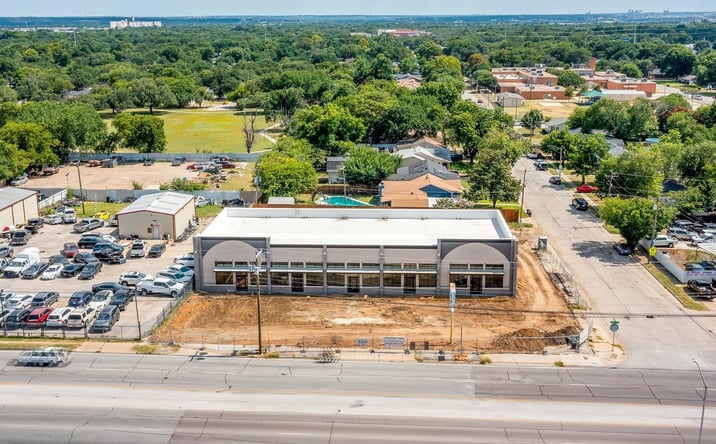 Pictures of Retail, Office, Restaurant property located at 3300 NE 28th Street, Fort Worth, TX 76111-5128 for lease - image #1