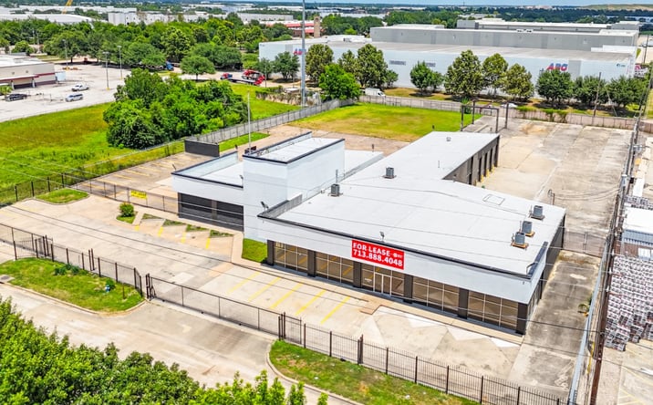 Pictures of Industrial property located at 14908 North Fwy, Houston, TX 77090 for lease - image #1