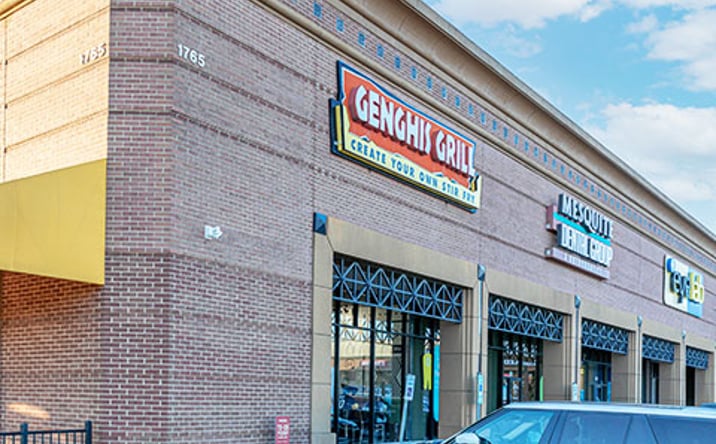 Pictures of Retail property located at 635 Town E Blvd, Mesquite, TX 75150 for lease - image #1