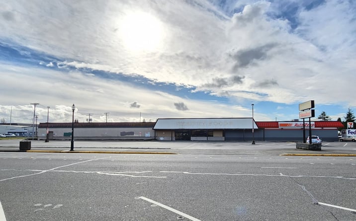 Pictures of Retail, Office property located at 130 E Fairhaven Ave, Burlington, WA 98233 for lease - image #1