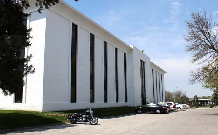 Pictures of Office property located at 939 Office Park Rd, West Des Moines, IA 50265 for lease - image #1