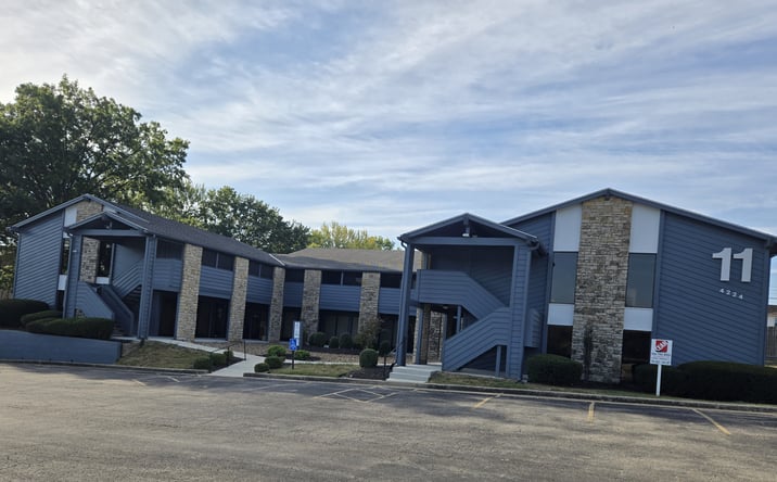 Pictures of Retail, Office property located at 4224 S Hocker Ave, Independence, MO 64055 for lease - image #1