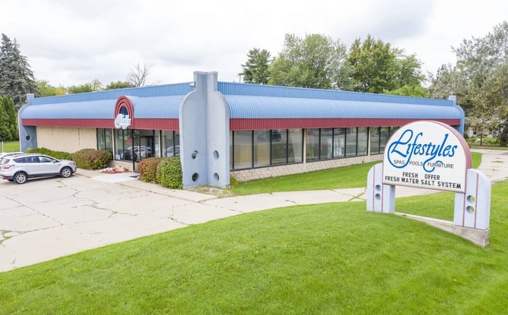 Pictures of Retail, Office property located at 5331 Corunna Road, Flint, MI 48532 for lease - image #1