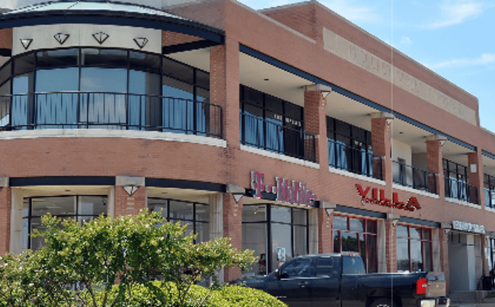 Pictures of Retail, Land property located at 1000 W Arkansas Ln, Arlington, TX 76013 for lease - image #1