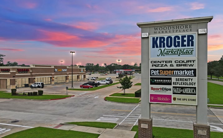 Pictures of Retail, Restaurant property located at SEC of Oyster Creek Dr & Dixie Dr, Clute, TX 77531 for lease - image #1