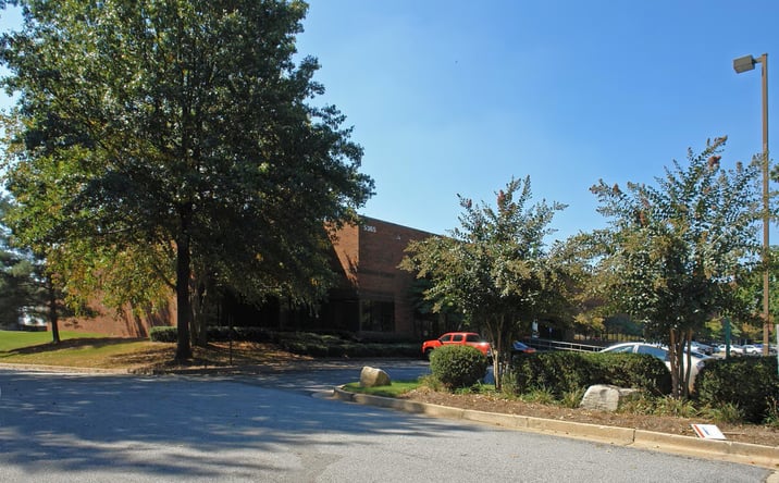 Pictures of Industrial property located at 5365 Dividend Dr, Decatur, GA 30035 for lease - image #1