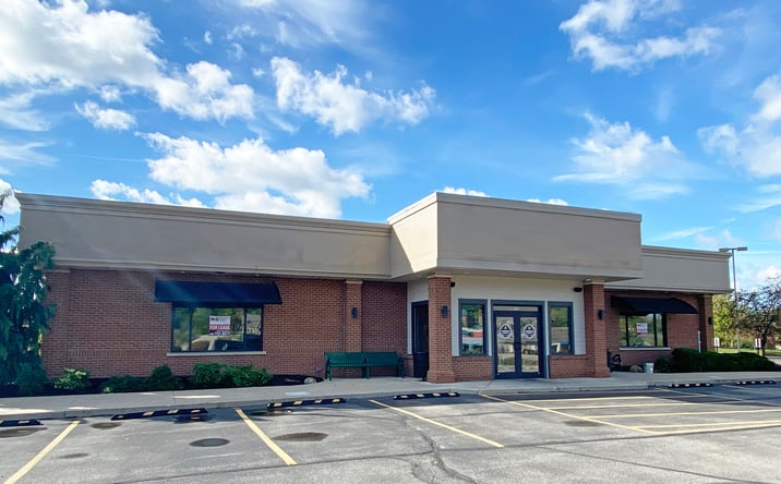 Pictures of Restaurant, Retail property located at 5121 Buehlers Dr, Medina, OH 44256 for lease - image #1