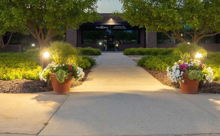 Pictures of Office property located at 6800 Lake Dr, West Des Moines, IA 50266 for lease - image #1