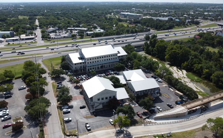 Pictures of Office property located at 1 Chisholm Trail Rd, Round Rock, TX 78681 for lease - image #1
