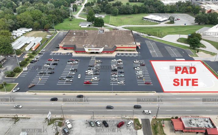 Pictures of Retail property located at 1831 W Kearney St, Springfield, MO 65803 for lease - image #1