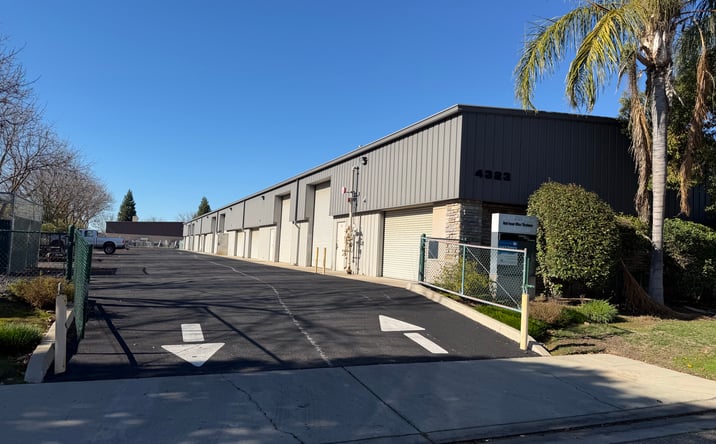 Pictures of Industrial property located at 4301 North Selland Avenue, Fresno, CA 93722 for lease - image #1