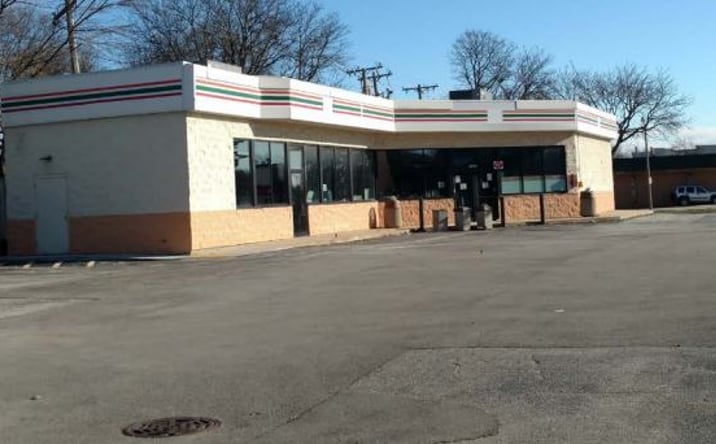 Pictures of Retail property located at 11216 W BlueMound Road, Wauwatosa, WI 53226 for lease - image #1