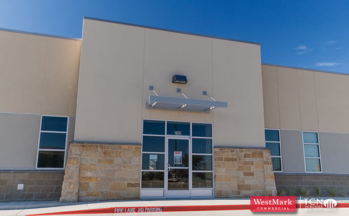 Pictures of Office property located at 6515 68th St, Lubbock, TX 79424 for lease - image #1
