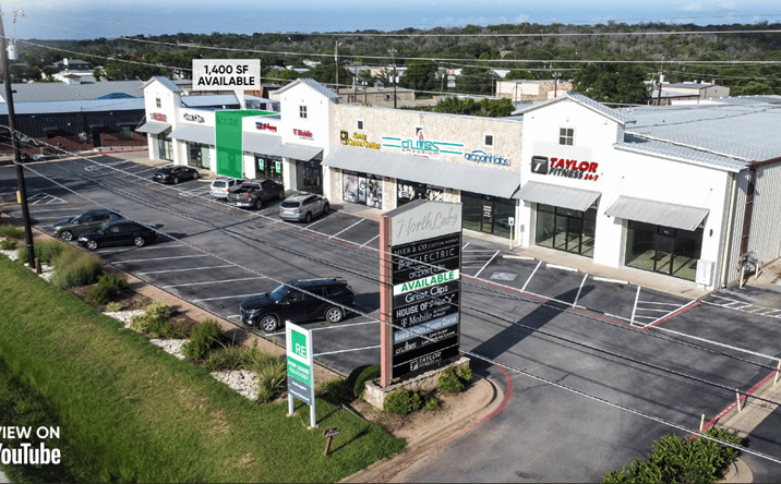 Pictures of Retail property located at 2511 US-281, Marble Falls, TX 78654 for lease - image #1