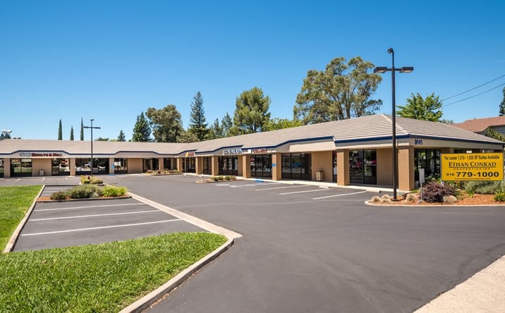 Pictures of Retail property located at 9045 Fair Oaks Blvd, Carmichael, CA 95608 for lease - image #1
