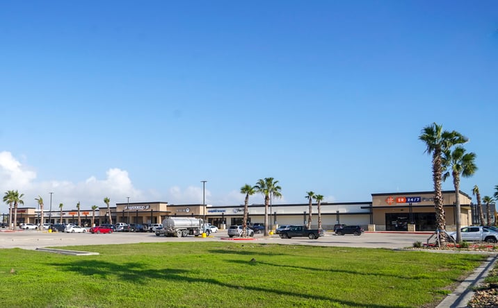 Pictures of Retail property located at 1702 Highway 181, Portland, TX 78374 for lease - image #1