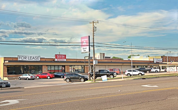 Pictures of Retail property located at 4407 SE 29th St, Del City, OK 73115 for lease - image #1