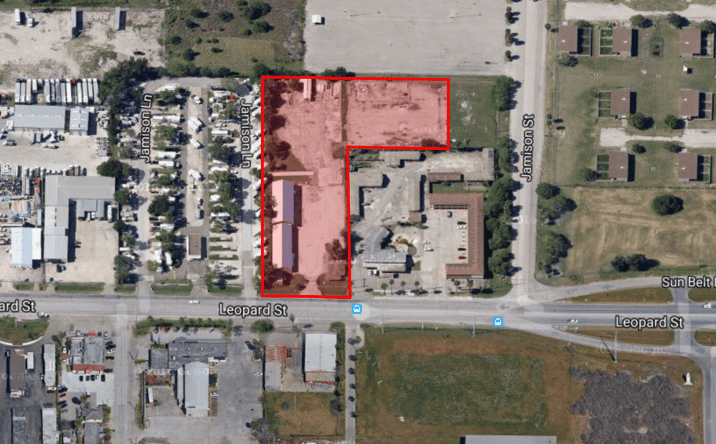 Pictures of Land property located at 5338 Leopard St, Corpus Christi, TX 78408 for lease - image #1