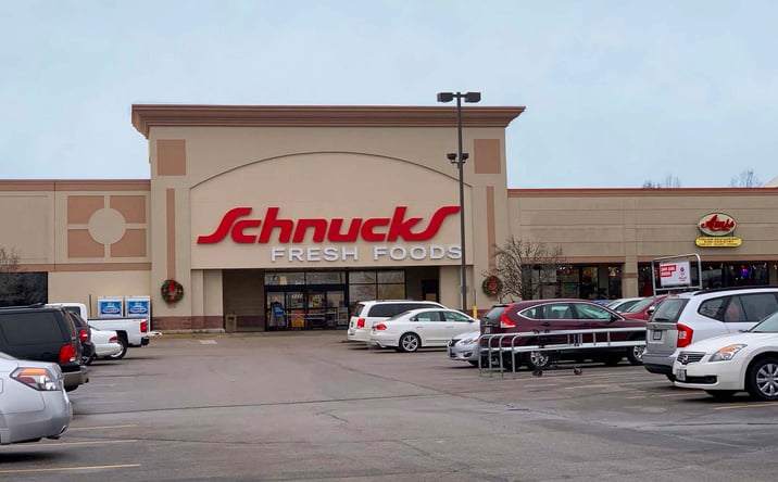 Pictures of Retail property located at 3720 - 3828 O’Fallon Road, O'Fallon, MO 63366 for lease - image #1