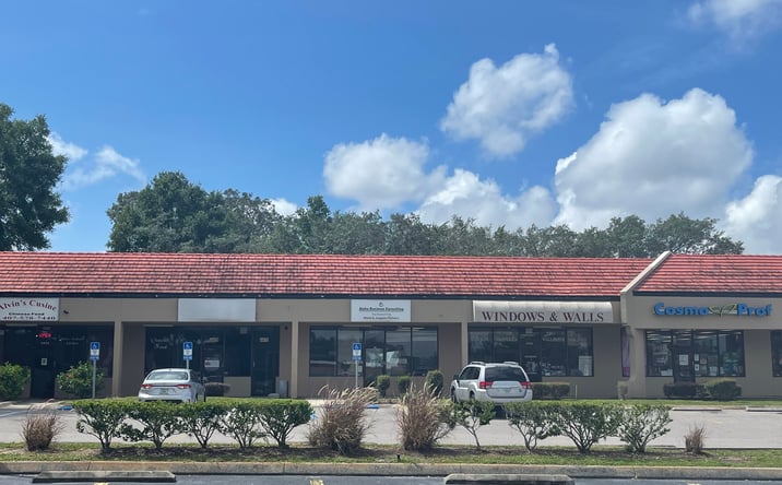Pictures of Retail property located at 6404 W Colonial Dr, Orlando, FL 32818 for lease - image #1