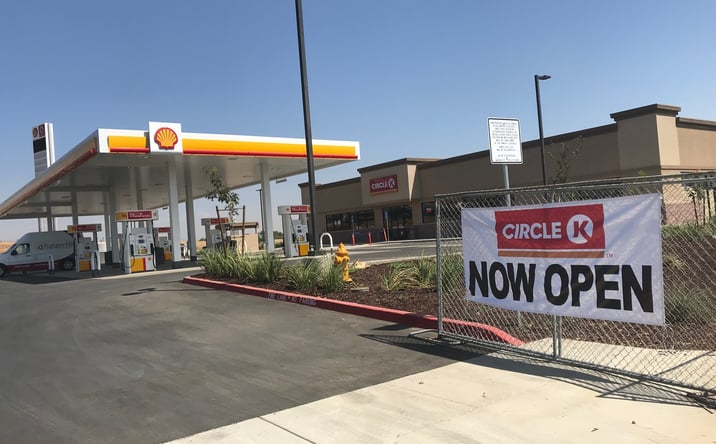 Pictures of Retail property located at 18463 Rd 23, Madera, CA 93637 for lease - image #1