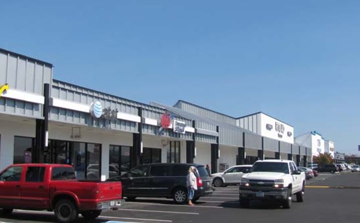 Pictures of Retail property located at 103 US-101, Warrenton, OR 97146 for lease - image #1