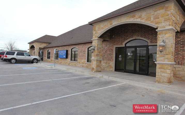 Pictures of Office property located at 5424 19th Street Suite 401, Lubbock, TX 79407 for lease - image #1