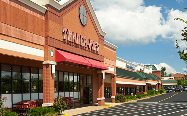 Pictures of Retail property located at 1627 Clarkson Rd, Chesterfield, MO 63017 for lease - image #1