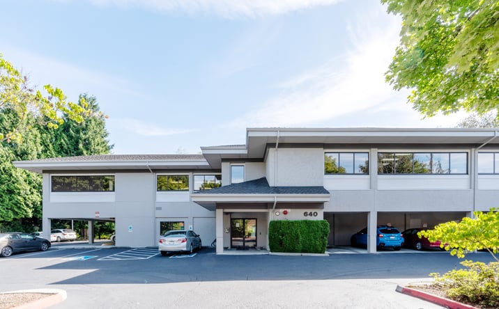 Pictures of Office property located at 640 NW Gilman Blvd, Issaquah, WA 98027 for lease - image #1