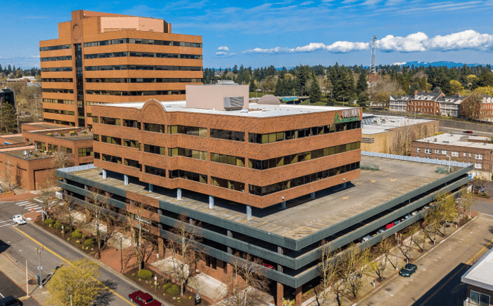 Pictures of Retail property located at 703 Broadway St, Vancouver, WA 98660 for lease - image #1