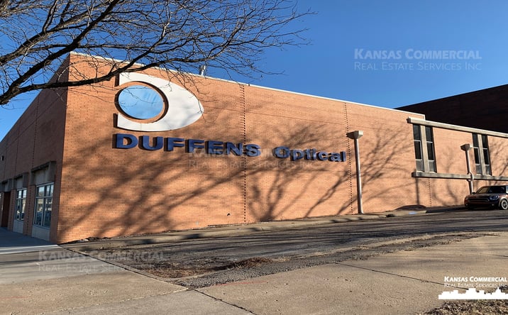 Pictures of Office, Industrial property located at 400 SE Quincy St, Topeka, KS 66603 for lease - image #1