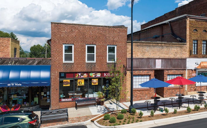 Pictures of Retail, Restaurant property located at 52 West Main Street, Brevard, NC 28712 for lease - image #1