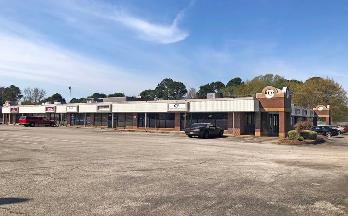Pictures of Retail, Office property located at 1219 Main St, Southaven, MS 38671 for lease - image #1