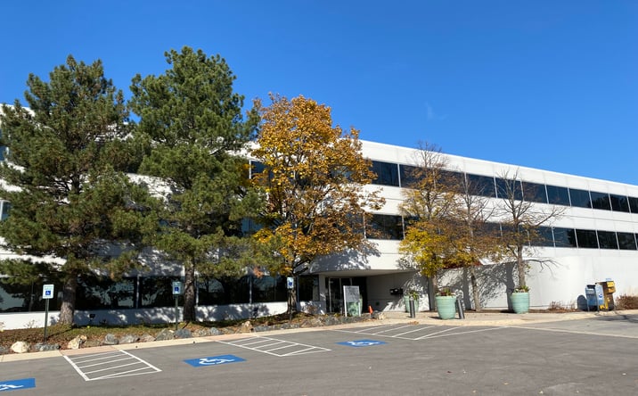 Pictures of Office property located at 2221 Camden Ct, Oak Brook, IL 60523 for lease - image #1