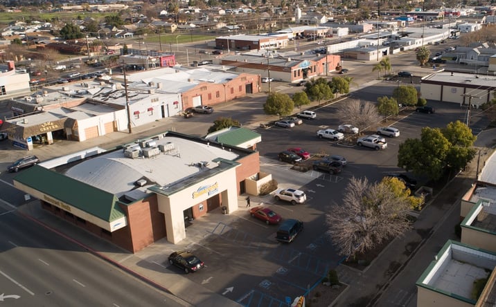Pictures of Retail property located at 75 W Olive Ave, Woodville, CA 93257 for lease - image #1