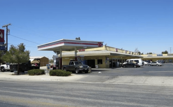 Pictures of Retail property located at 11424 Chamberlaine Way, Adelanto, CA 92301 for lease - image #1
