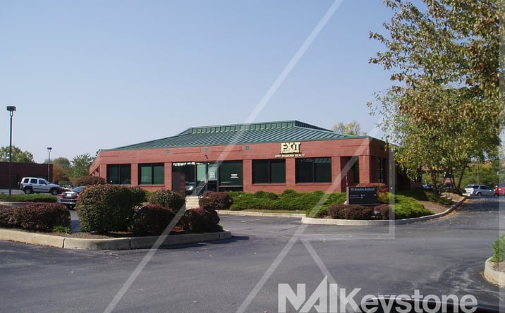 Pictures of Office property located at 975 Berkshire Blvd, Wyomissing, PA 19610 for lease - image #1