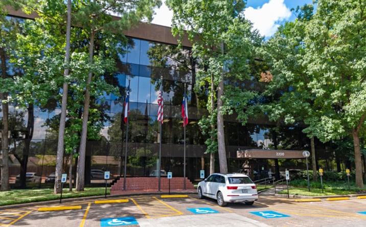 Pictures of Office property located at 2200 N Loop W, Houston, TX 77018 for lease - image #1