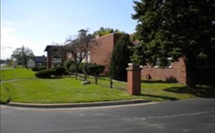 Pictures of Office property located at 2059 N Monroe B-1, Monroe, MI 48162 for lease - image #1