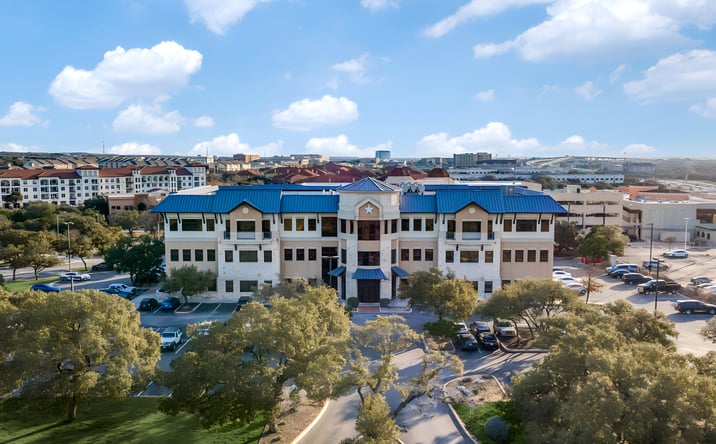 Pictures of Office property located at 18756 Stone Oak Pkwy, San Antonio, TX 78258 for lease - image #1