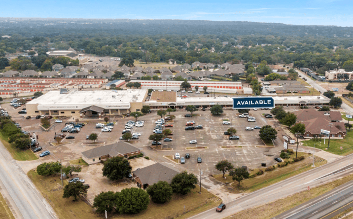 Pictures of Office, Land property located at 7125 Sanger Ave, Waco, TX 76712 for lease - image #1