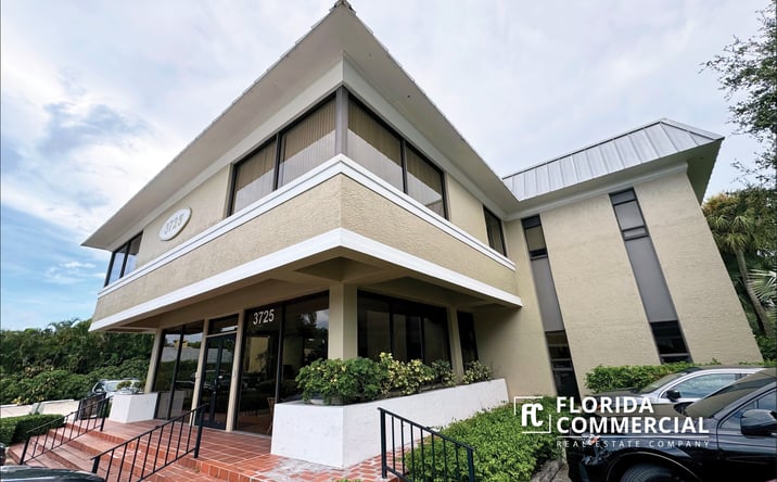 Pictures of Office property located at 3725-3727 SE Ocean Blvd, Sewall's Point, FL 34996 for lease - image #1