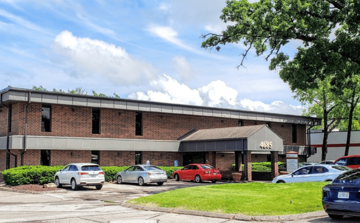 Pictures of Office property located at 4685 Merle Hay Road, Des Moines, IA 50322 for lease - image #1