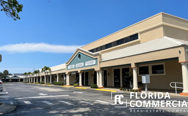 Pictures of Retail, Office property located at 2101-2221 SE Ocean Blvd, Stuart, FL 34996 for lease - image #1