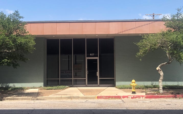 Pictures of Office property located at 827 N Tancahua St, Corpus Christi, TX 78401 for lease - image #1